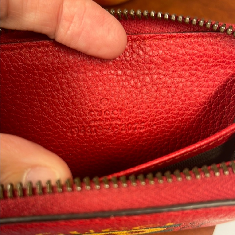 Gucci Red Leather Zip Wallet with Logo - Picture 5 of 13